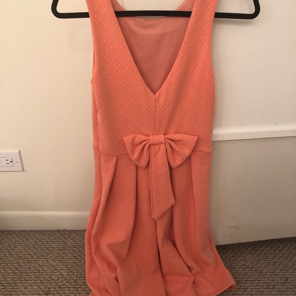 Coral cute dress. - Picture 3 of 6